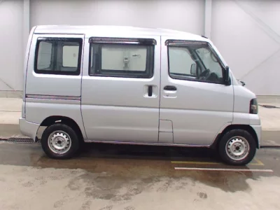 Nissan NV100 CLIPPER