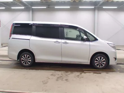 Toyota ESQUIRE