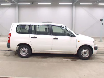 Toyota Succeed