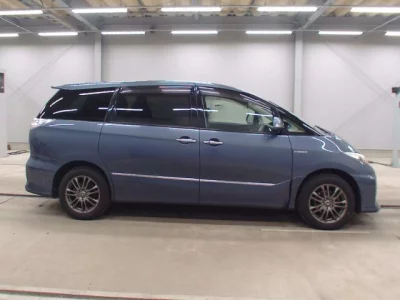 Toyota ESTIMA HYBRID