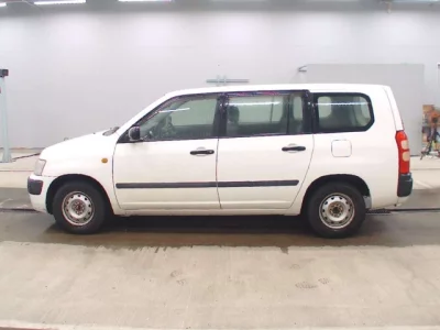 Toyota Succeed