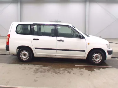 Toyota Succeed