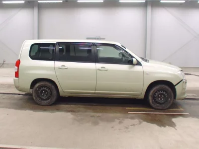 Toyota SUCCEED