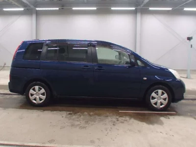 Toyota ISIS