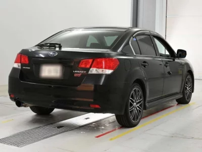 Subaru LEGACY B4
