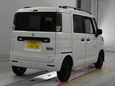 Suzuki SPACIA BASE