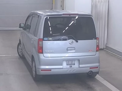 Nissan Otti
