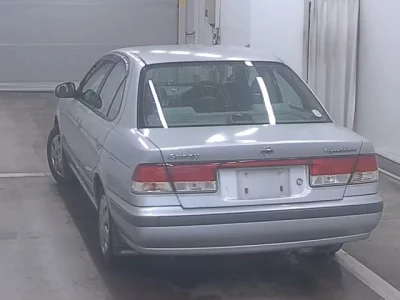 Nissan SUNNY