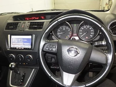 Nissan Lafesta