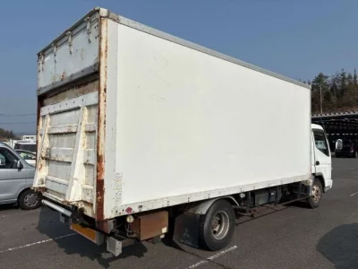 Mitsubishi Fuso Canter