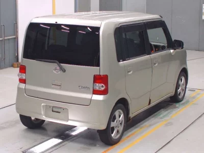 Daihatsu Move Conte