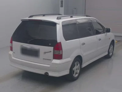 Mitsubishi Chariot Grandis