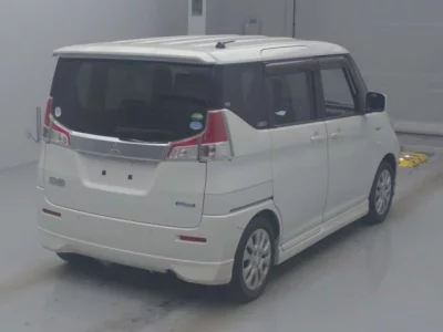Mitsubishi Delica D:2