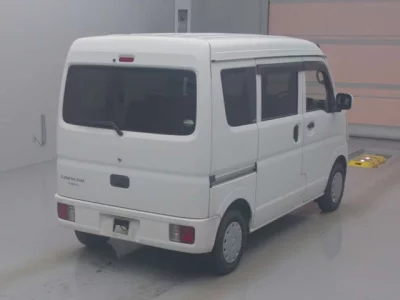 Mitsubishi Minicab Van