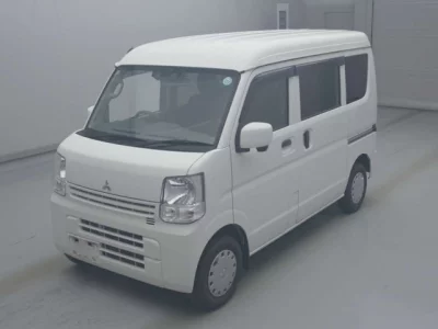 Mitsubishi Minicab Van