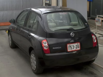 Nissan March