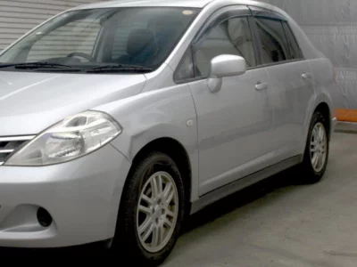 Nissan TIIDA LATIO