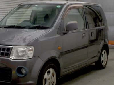 Nissan Otti