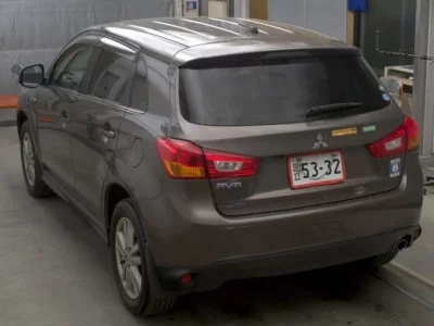 Mitsubishi RVR