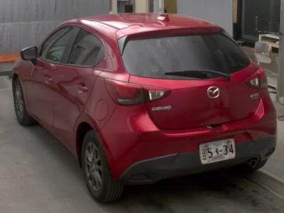 Mazda DEMIO