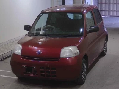 Daihatsu Esse