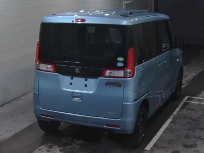 Suzuki Spacia