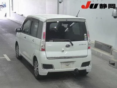 Subaru STELLA
