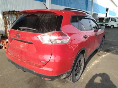 Nissan X-TRAIL