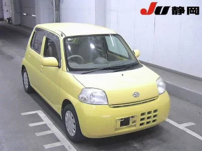 Daihatsu Esse