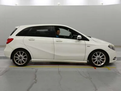 Mercedes-Benz B-Class
