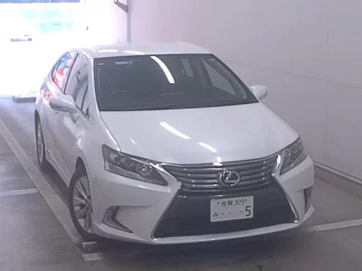 Lexus HS250h