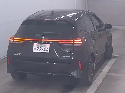 Nissan Aura