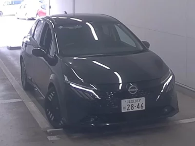 Nissan Aura