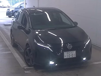 Nissan Aura