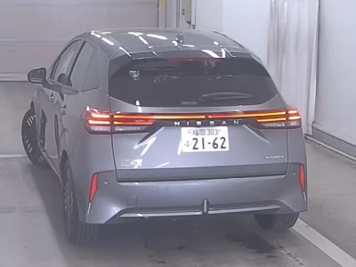 Nissan Aura