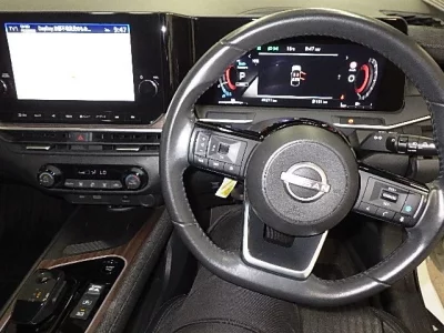 Nissan Aura