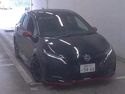 Nissan Aura