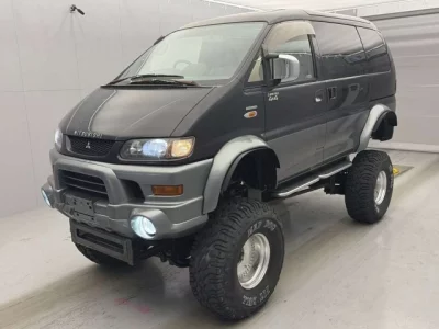 Mitsubishi Delica