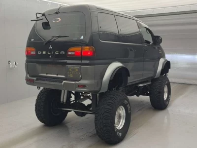 Mitsubishi Delica