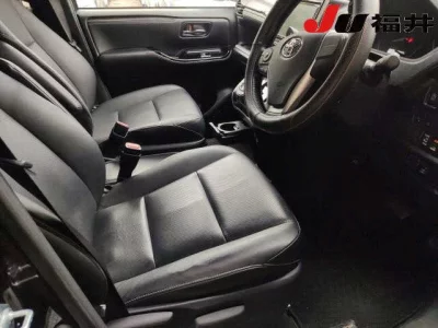 Toyota ESQUIRE