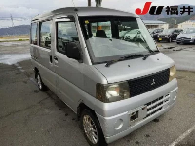 Mitsubishi Minicab Van