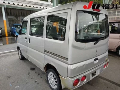 Mitsubishi Minicab Van