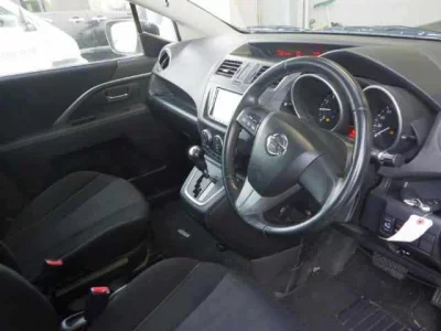 Nissan Lafesta