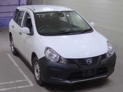Nissan AD