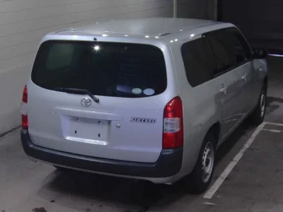 Toyota SUCCEED