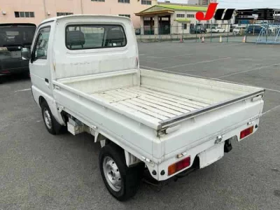 Mazda Scrum Truck