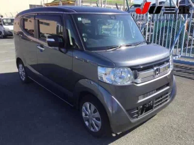 Honda N BOX SLASH