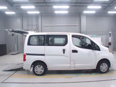 Nissan NV200