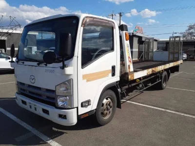 Mazda Titan