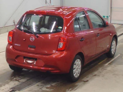 Nissan March